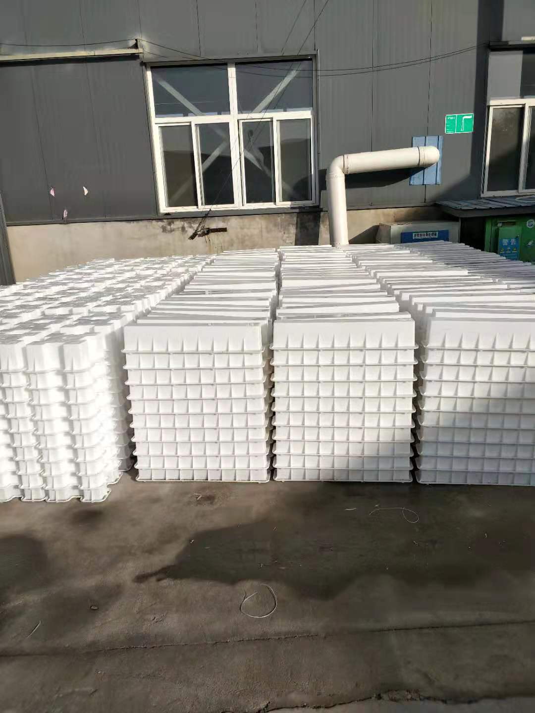 1606954264831090.jpg 模具廠家